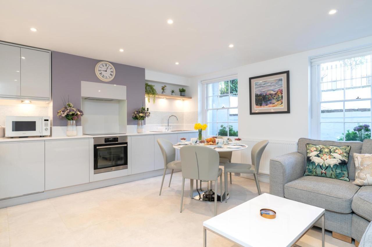 Stunning 2 Bed Basement Flat In The Heart Of Cheltenham! المظهر الخارجي الصورة